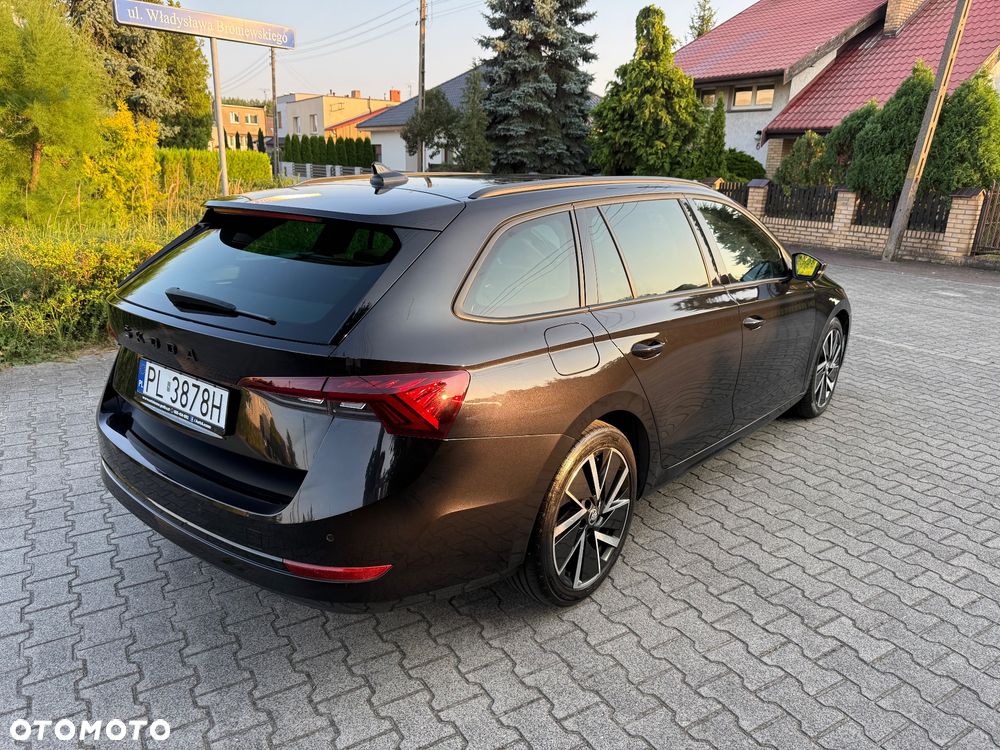 Skoda Octavia 2.0 TDI Sportline DSG - 8