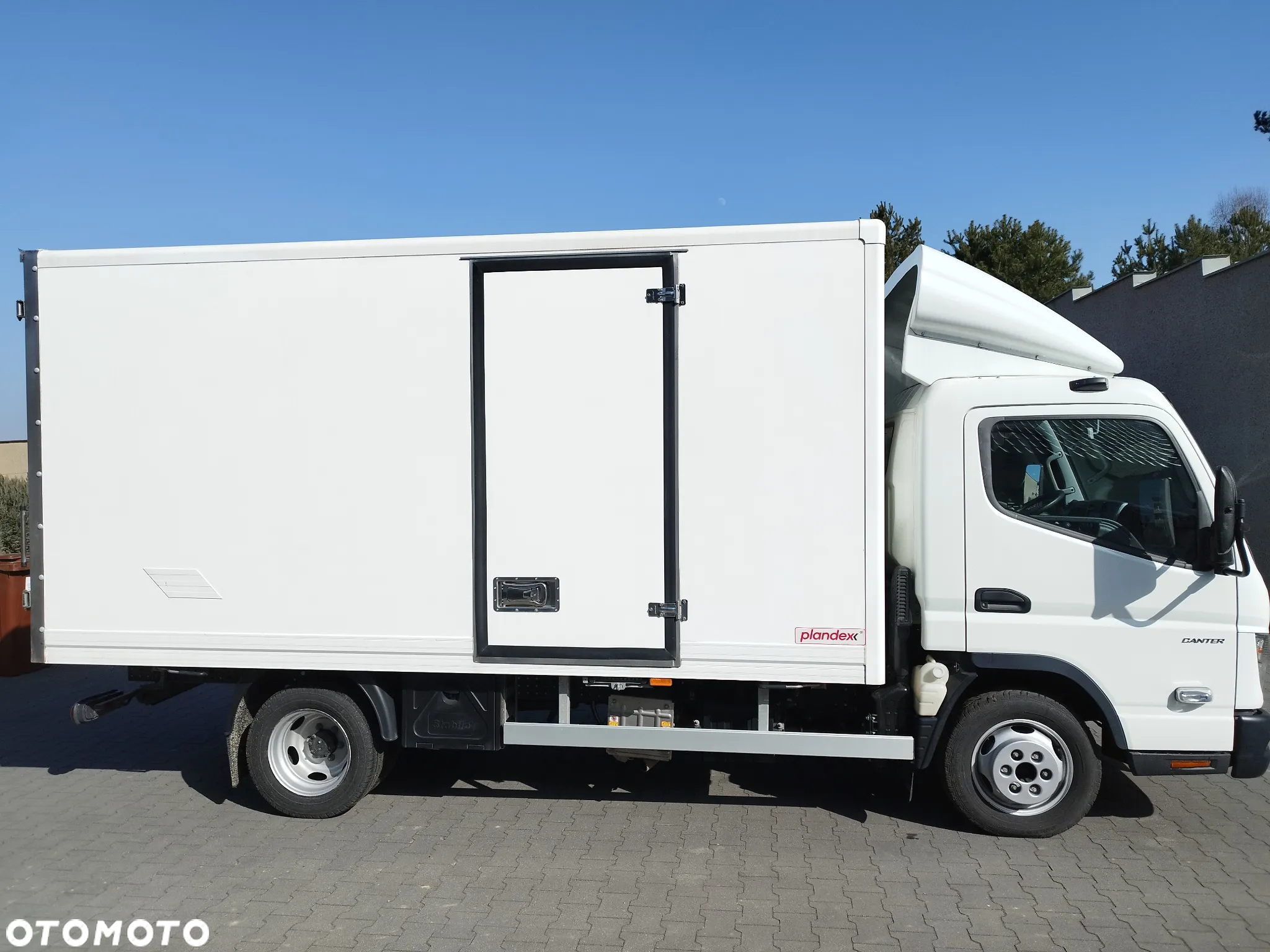Mitsubishi Fuso Canter - 7