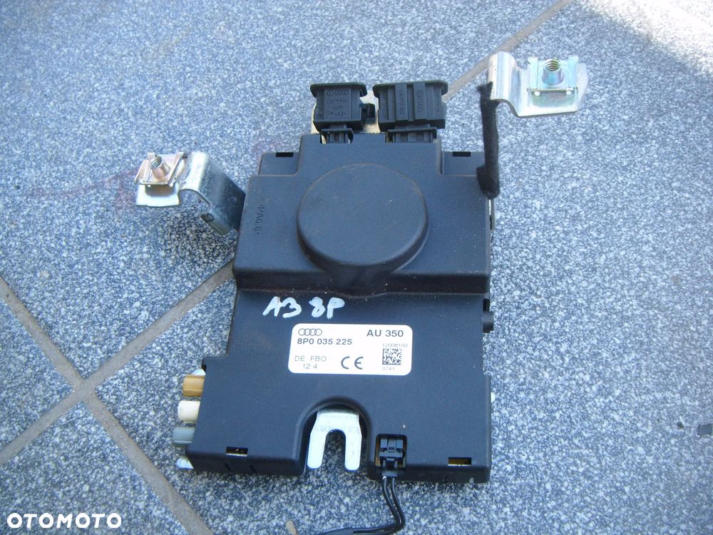 audi a3 8p 04r wzmacniacz antenowy  8p0035225 - 1