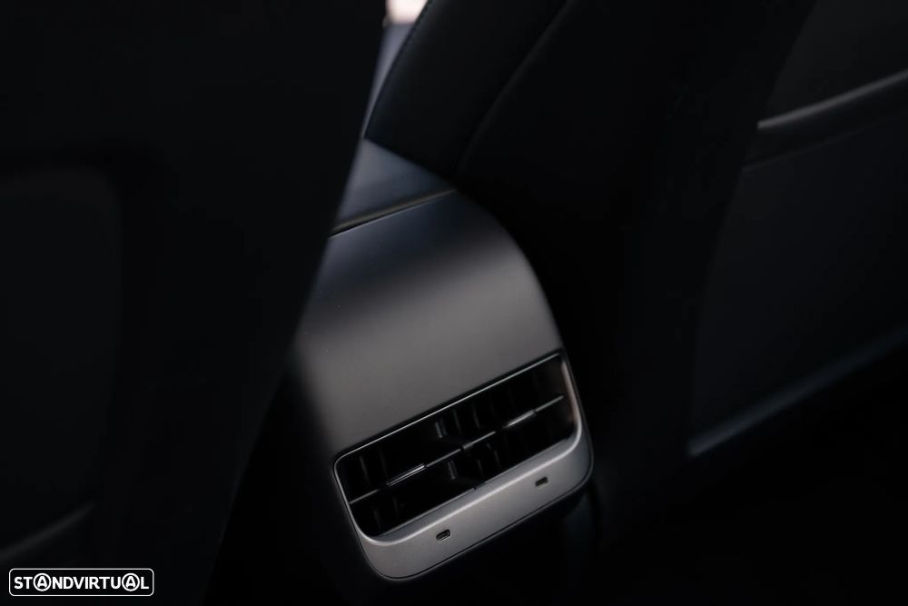 Tesla Model 3 Long Range Tração Integral - 31