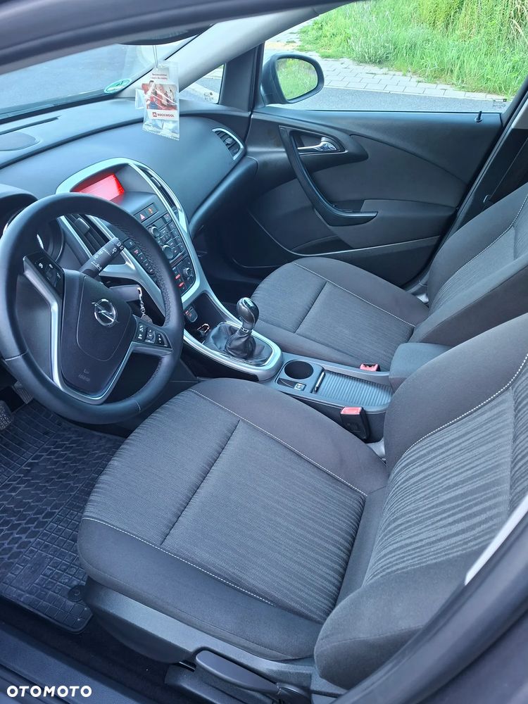 Opel Astra 1.4 T Cosmo - 8