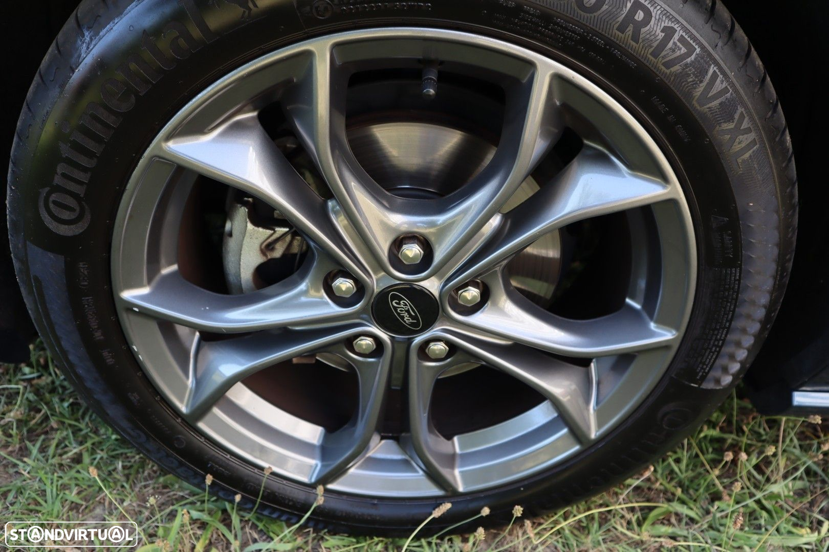 Ford Focus 1.0 EcoBoost MHEV ST-Line - 38