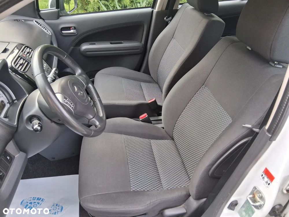 Suzuki Splash 1.2 active+ - 21