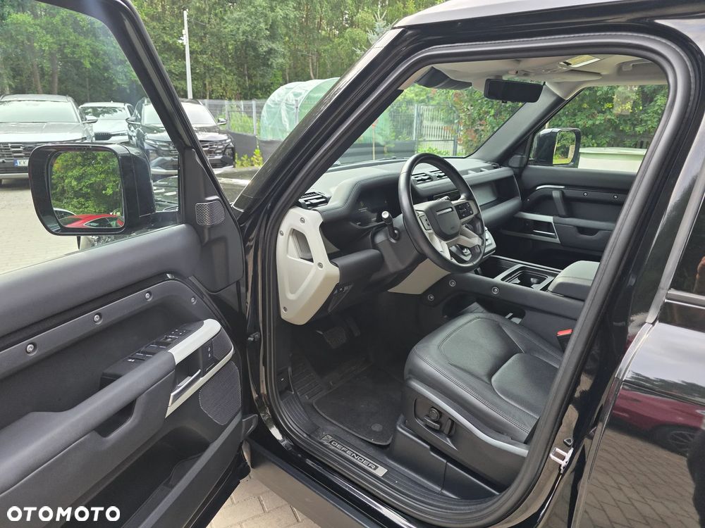 Land Rover Defender 3.0 D250 mHEV XS Edition - 9