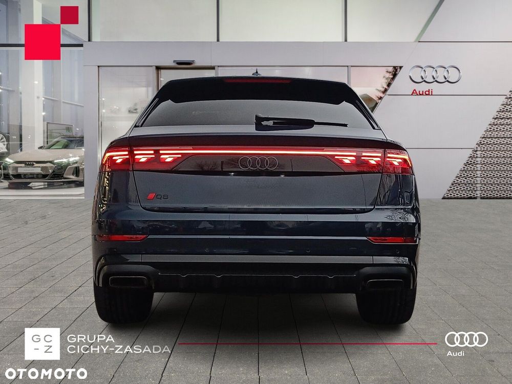 Audi Q8 - 6
