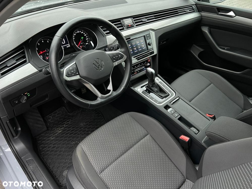 Volkswagen Passat - 7