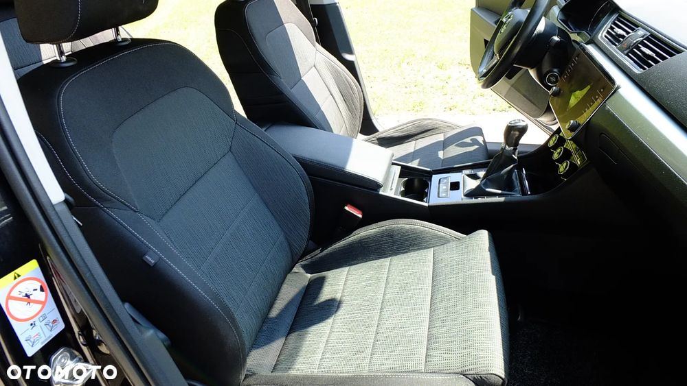 Skoda Superb 2.0 TDI Ambition - 17