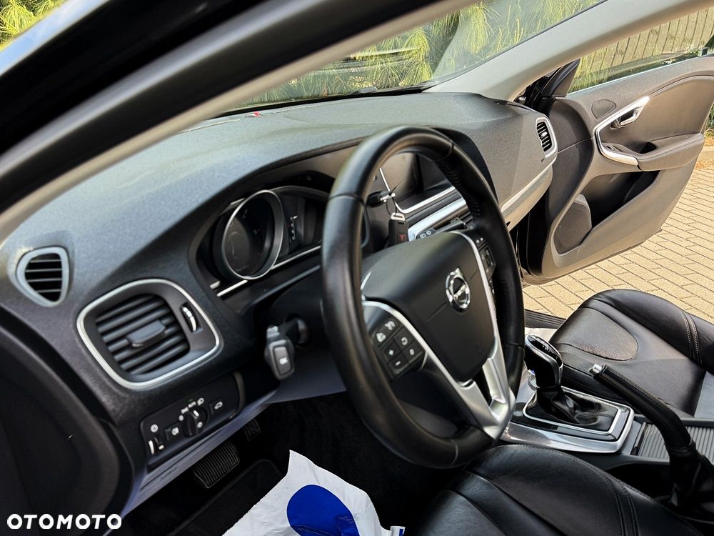 Volvo V40 D2 Geartronic Inscription - 28