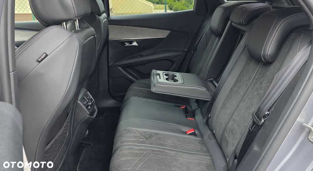 Peugeot 3008 1.5 BlueHDi GT S&S EAT8 - 28