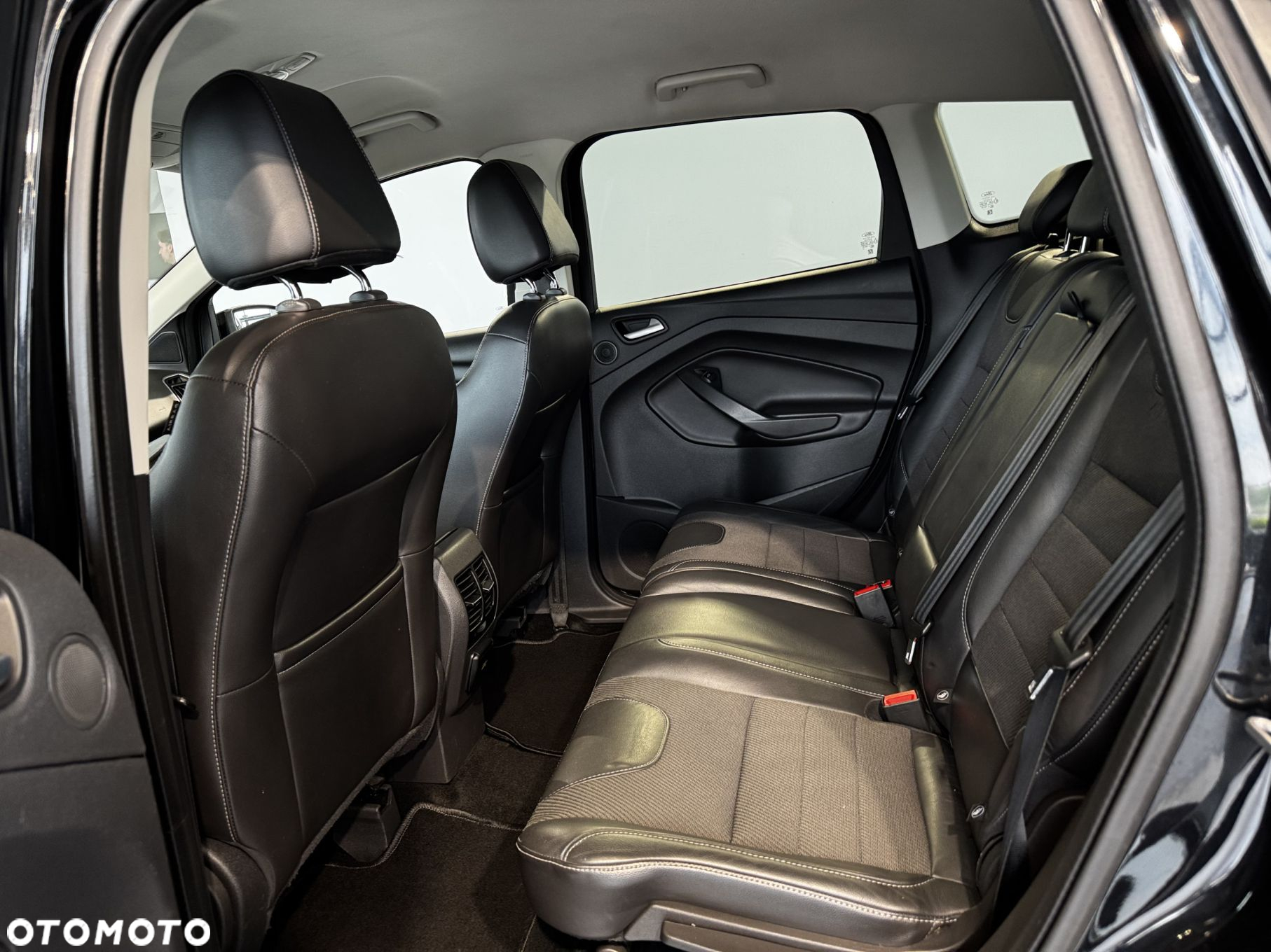 Ford Kuga - 14
