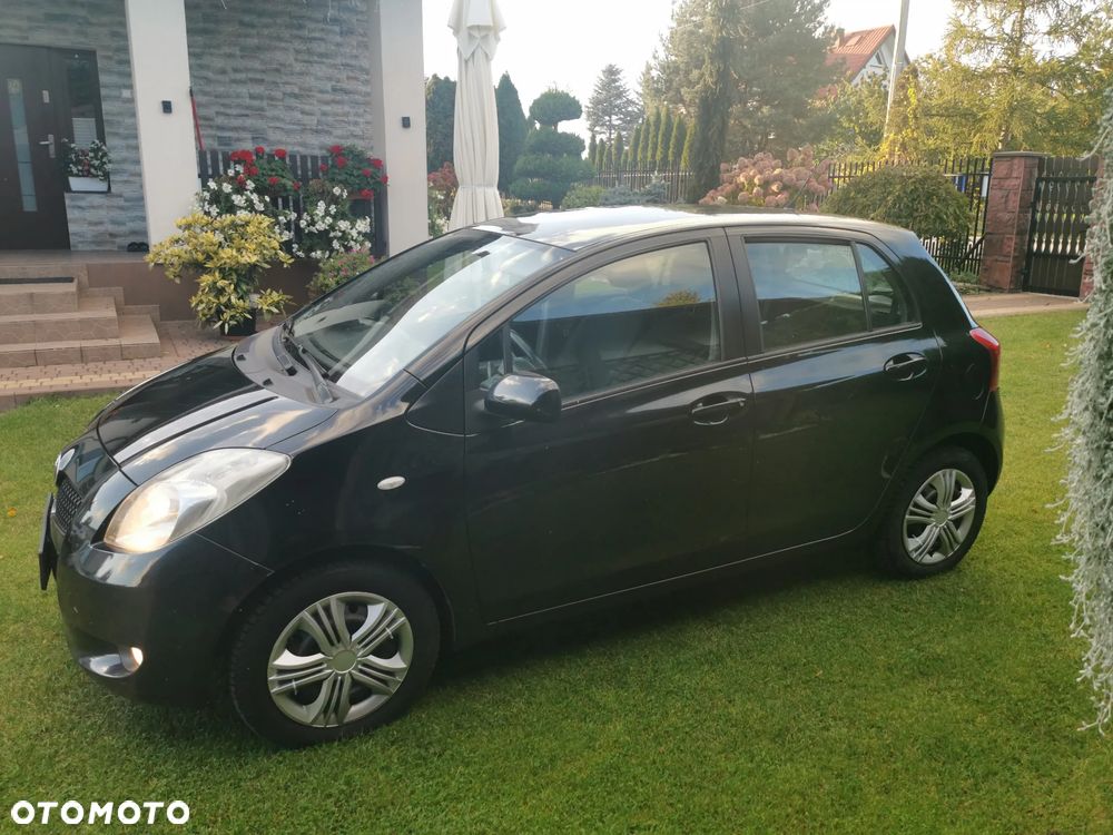 Toyota Yaris - 9