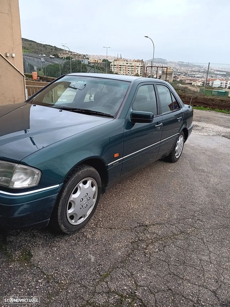 Mercedes-Benz C 250 D Elegance - 7