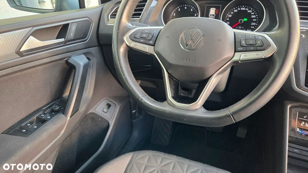 Volkswagen Tiguan 1.5 TSI EVO Life DSG - 17