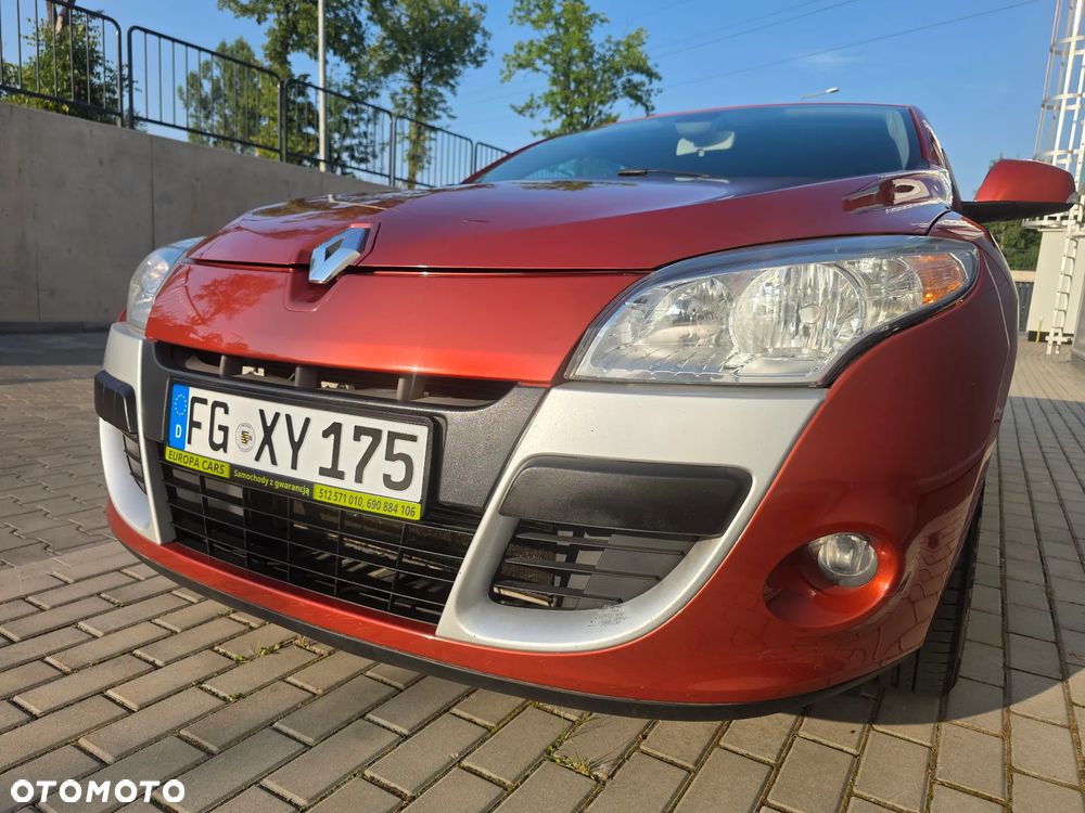 Renault Megane 1.6 16V Dynamique Euro5 - 1
