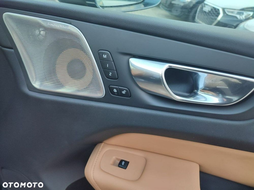 Volvo XC 60 T5 AWD Inscription - 14