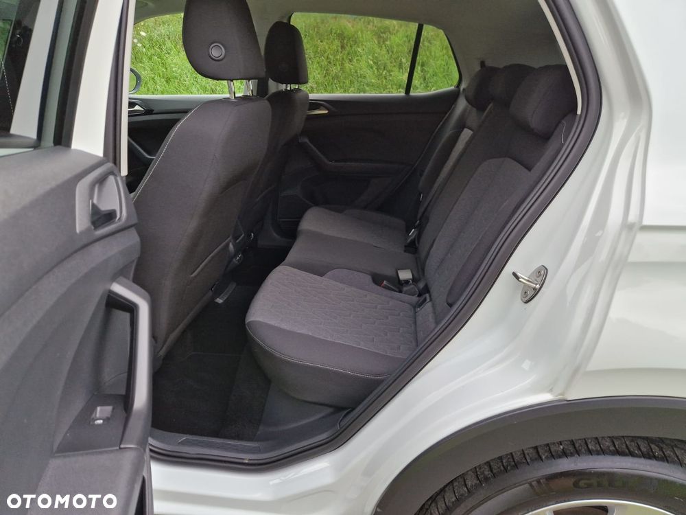 Volkswagen T-Cross - 11