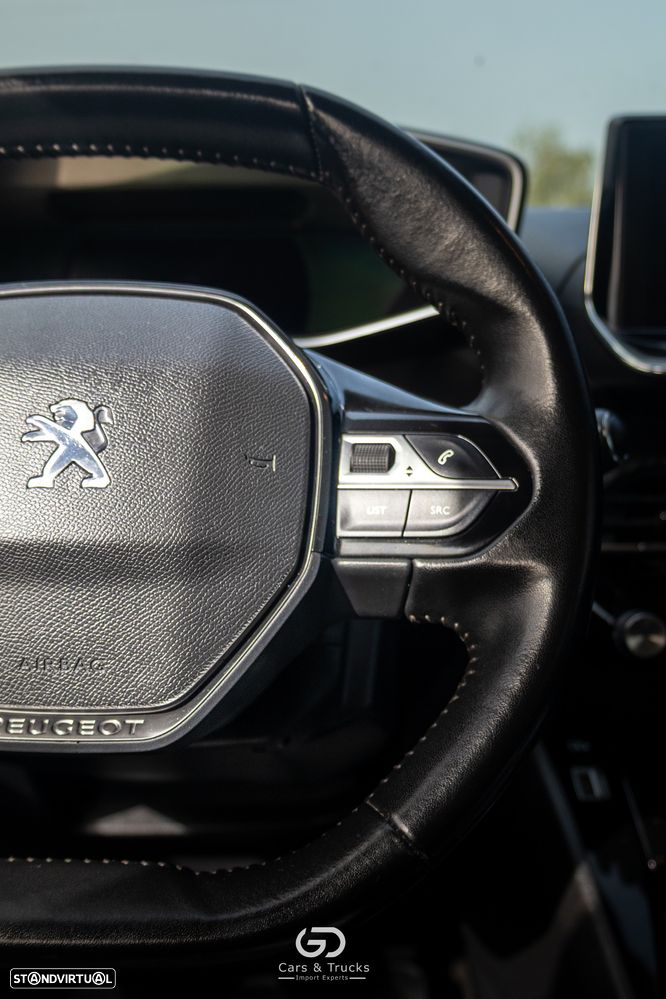 Peugeot 208 BlueHDi 100 Allure Pack - 23