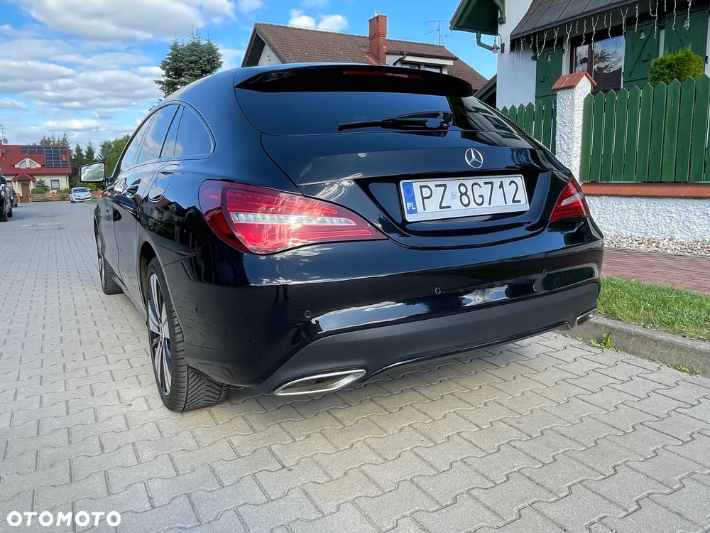 Mercedes-Benz CLA 200 7G-DCT UrbanStyle Edition - 8