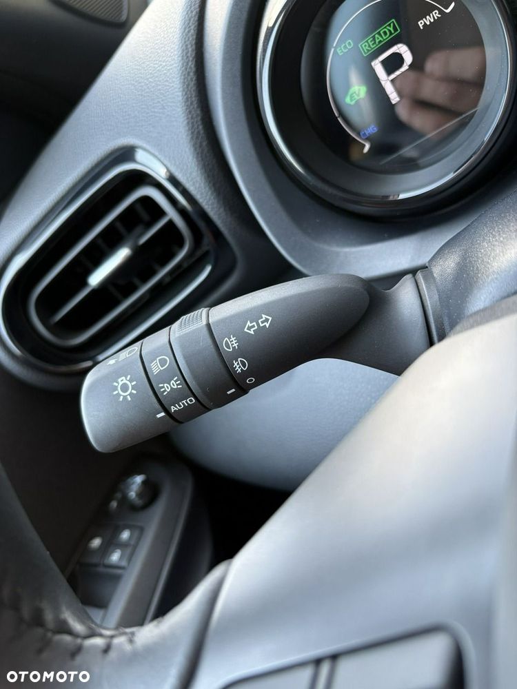 Toyota Yaris - 31