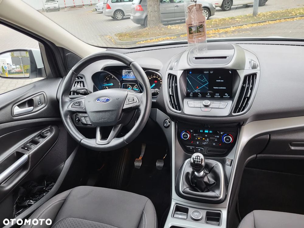 Ford Kuga - 14