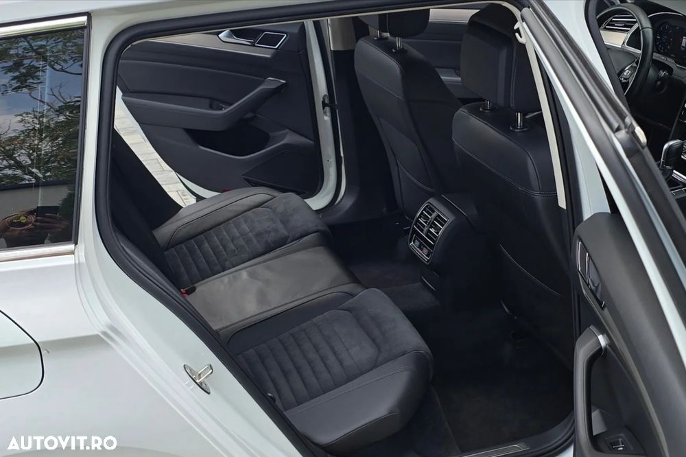 Volkswagen Passat 2.0 TDI DSG Highline - 15