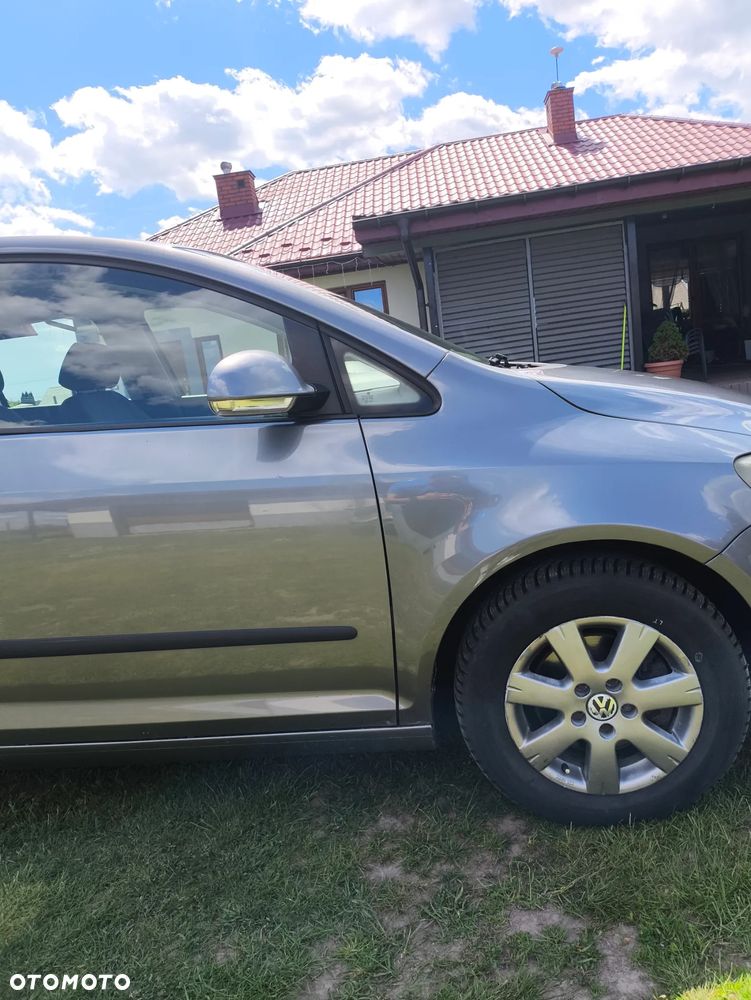 Volkswagen Golf - 16