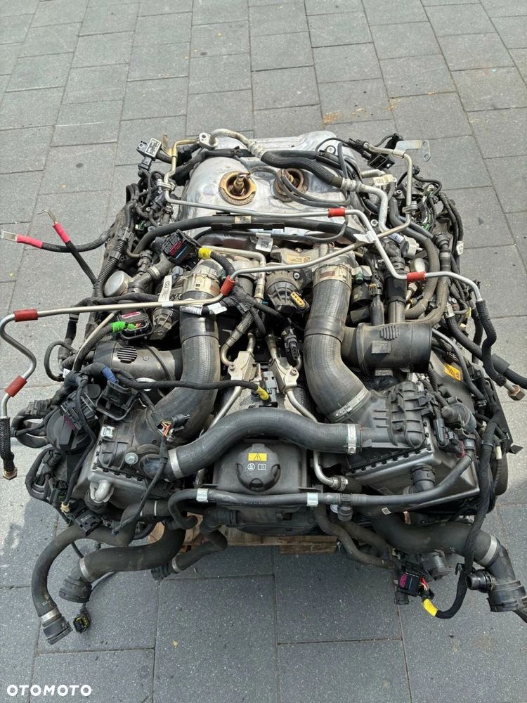 SILNIK N63B44D KOMPLETNY Z OSPRZĘTEM BMW 550i 750i 850i G05 M50i N63B44D - 2