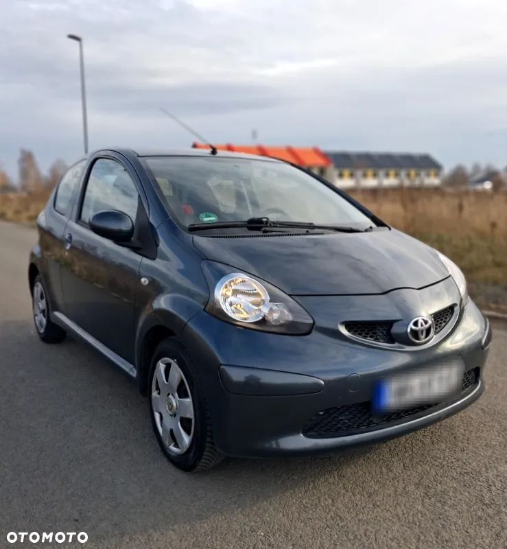 Toyota Aygo Team - 1