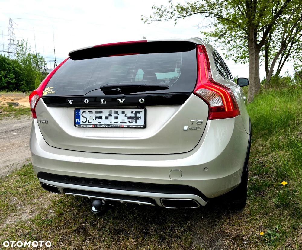Volvo V60 T5 Drive-E Summum - 6