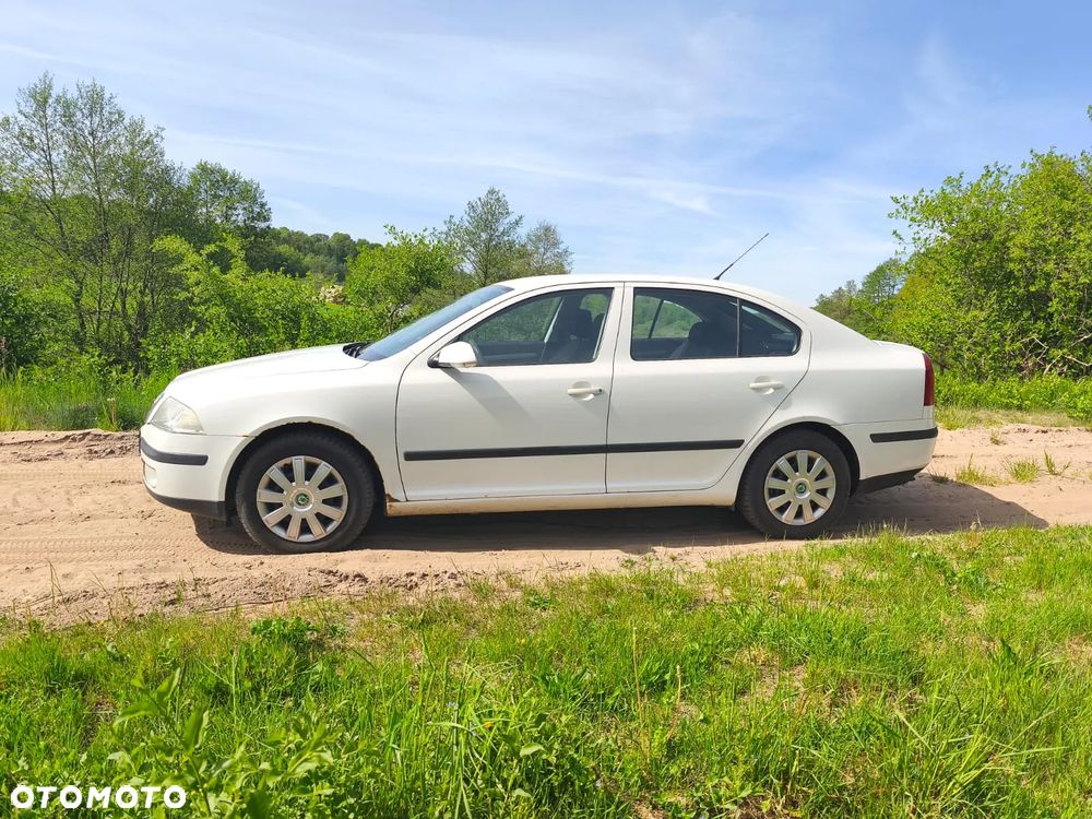 Skoda Octavia 2.0 TDI Ambiente - 4