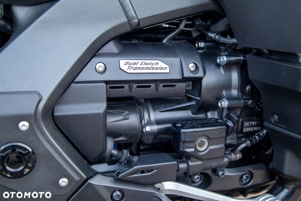 Honda GL - 22