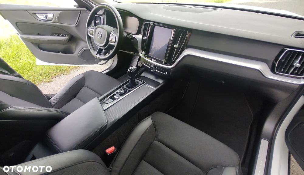 Volvo V60 D3 Inscription - 12