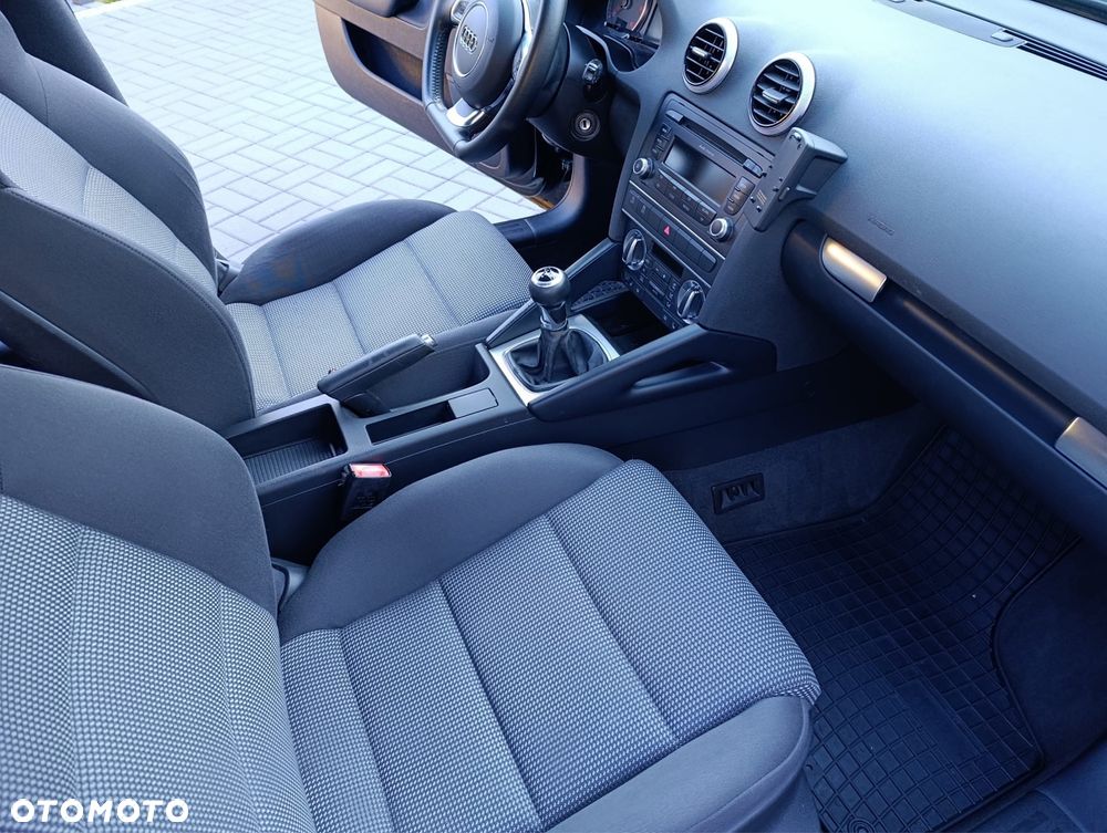 Audi A3 Sportback - 6