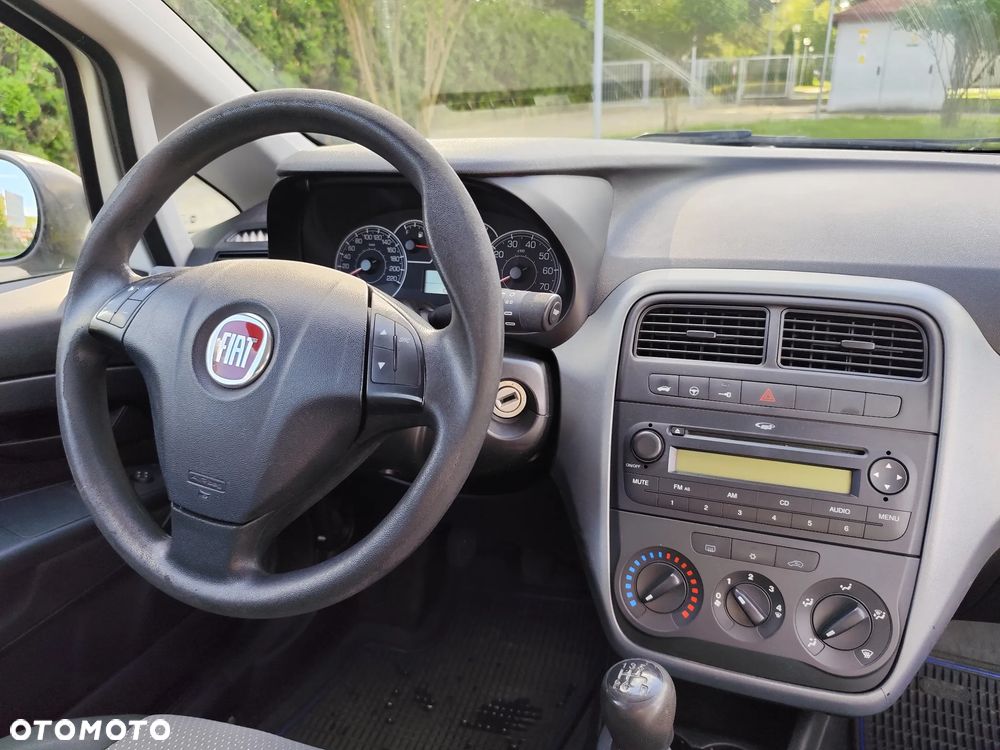 Fiat Grande Punto 1.4 8V Active - 21