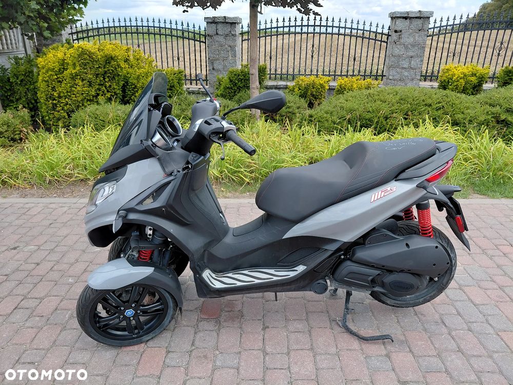 Piaggio MP-3 - 2