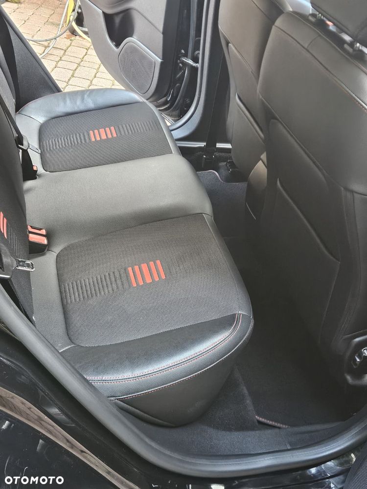 Ford Fiesta 1.0 EcoBoost ST-Line Red ASS - 12