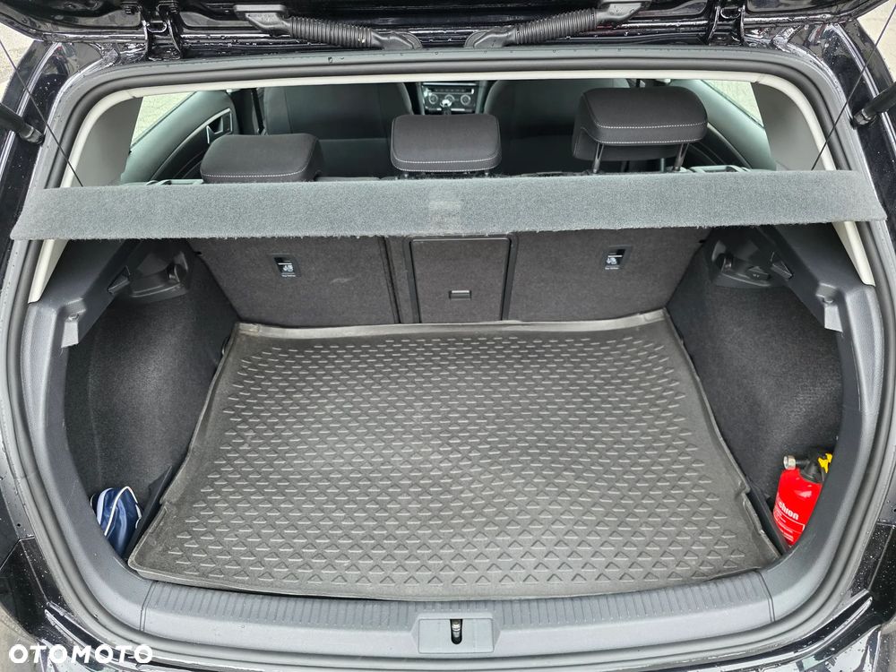 Volkswagen Golf 1.5 TSI BMT Evo Comfortline - 2