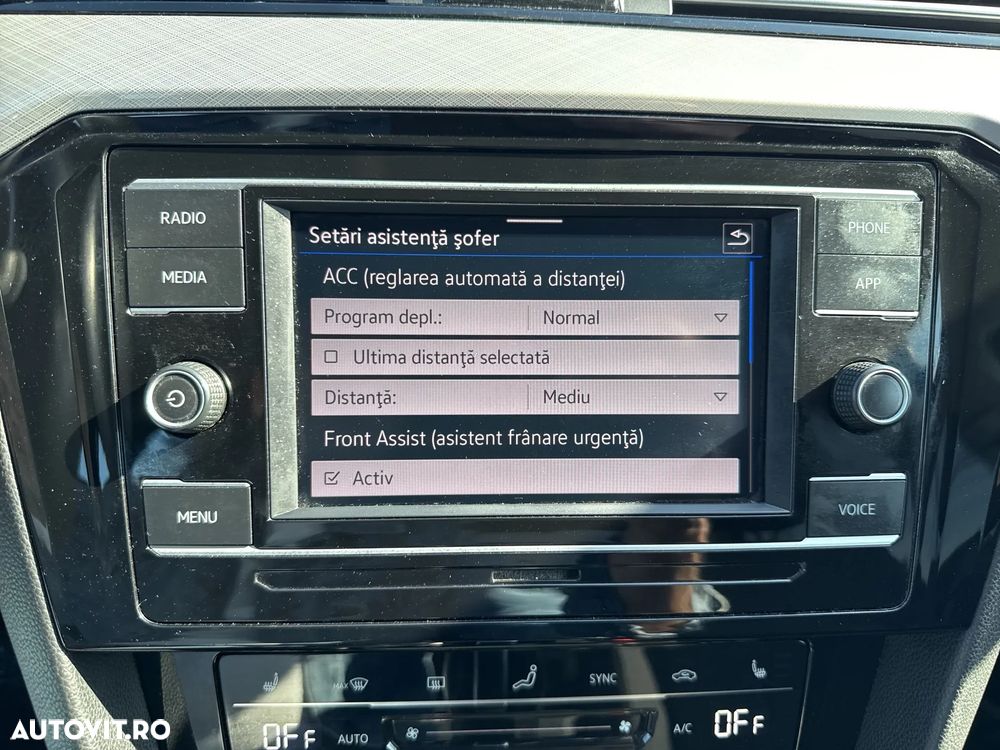 Volkswagen Passat 2.0 TDI DSG Comfortline - 27