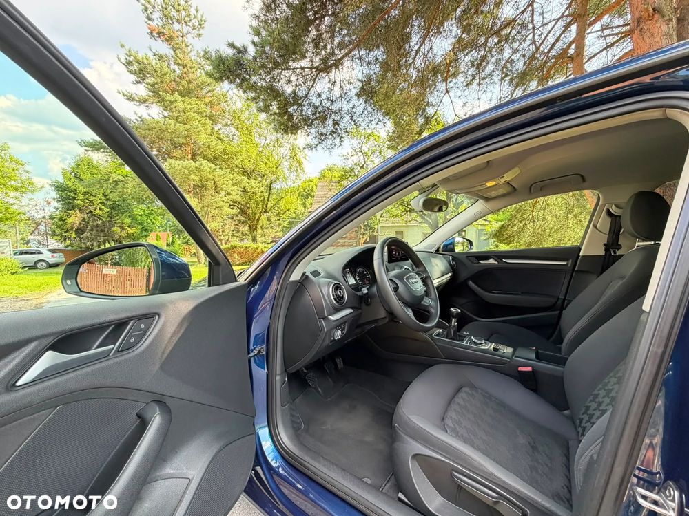 Audi A3 Sportback 2.0 TDI Ambition - 14