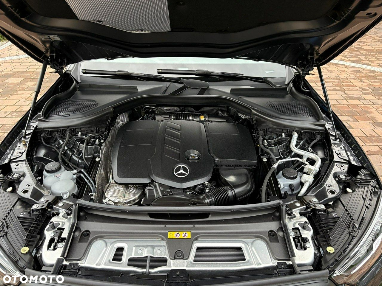 Mercedes-Benz GLC - 40