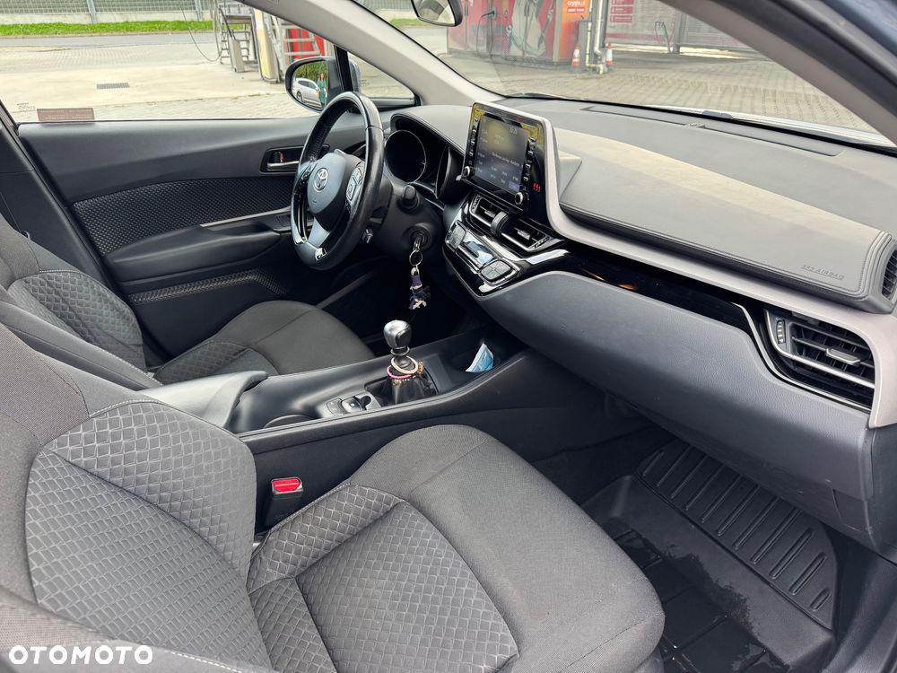 Toyota C-HR 1.2 T Dynamic - 14
