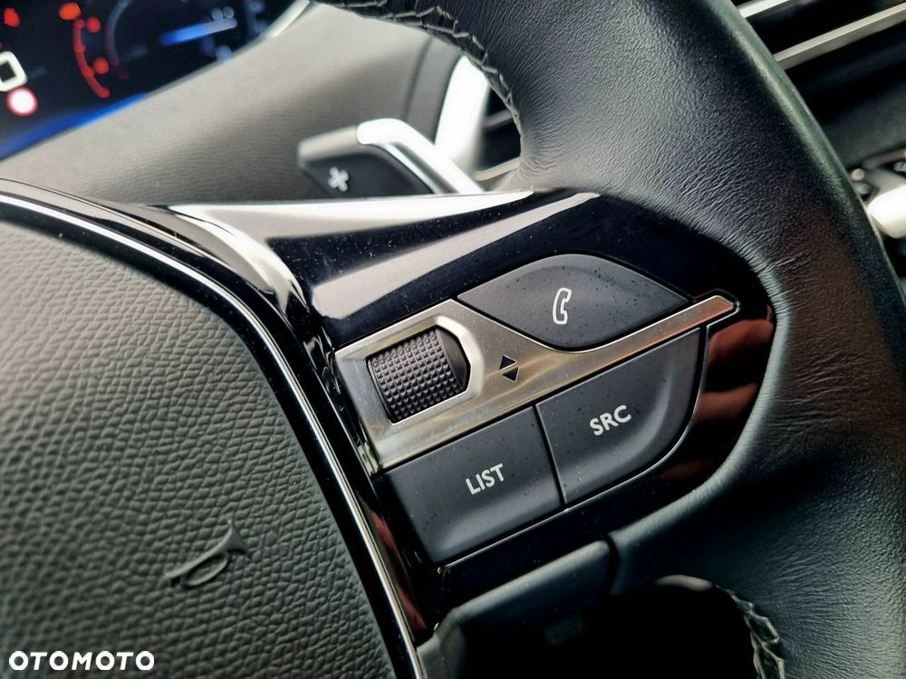 Peugeot 5008 1.5 BlueHDi Allure S&S EAT8 - 18