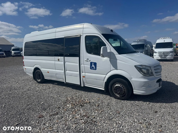 Mercedes-Benz Sprinter 519