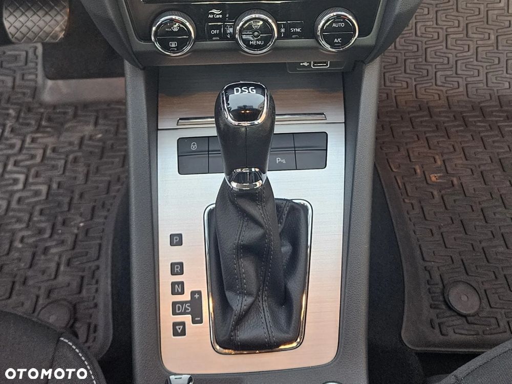 Skoda Octavia 1.4 TSI Ambition DSG - 17
