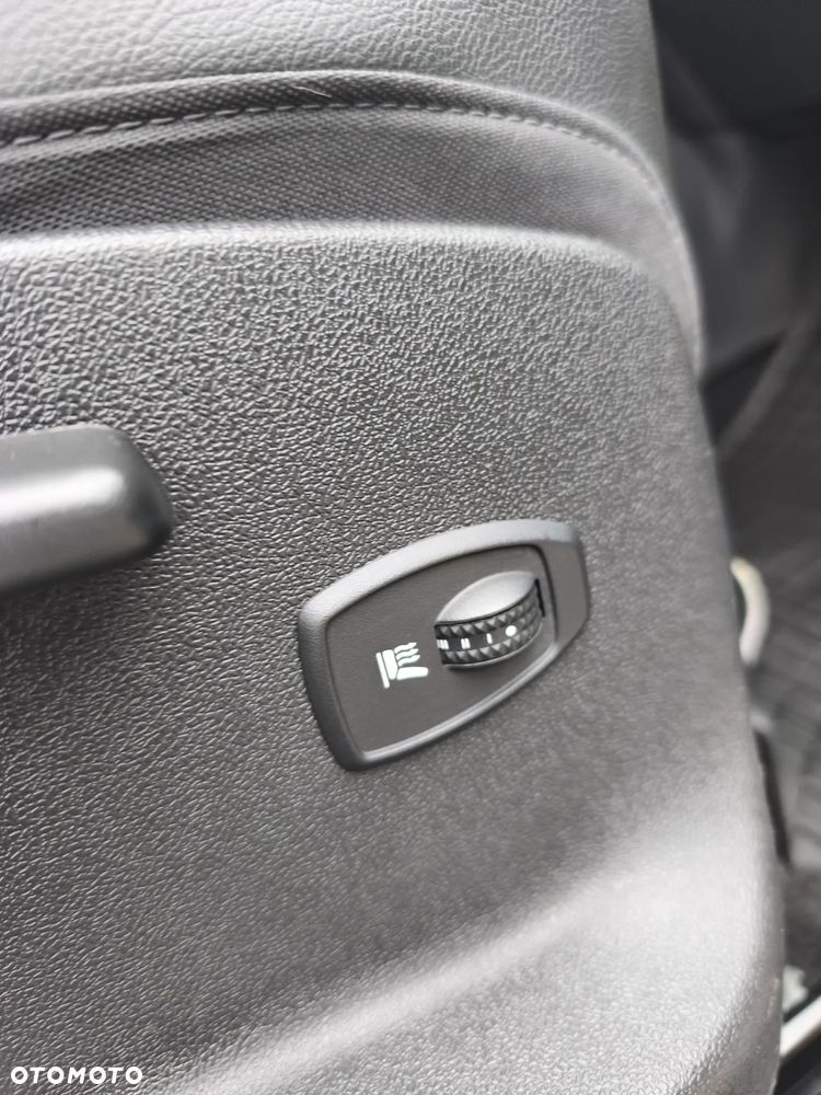 Renault Scenic Energy dCi 130 Start & Stop Luxe - 25