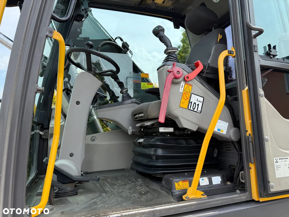 Volvo EW160D - 11