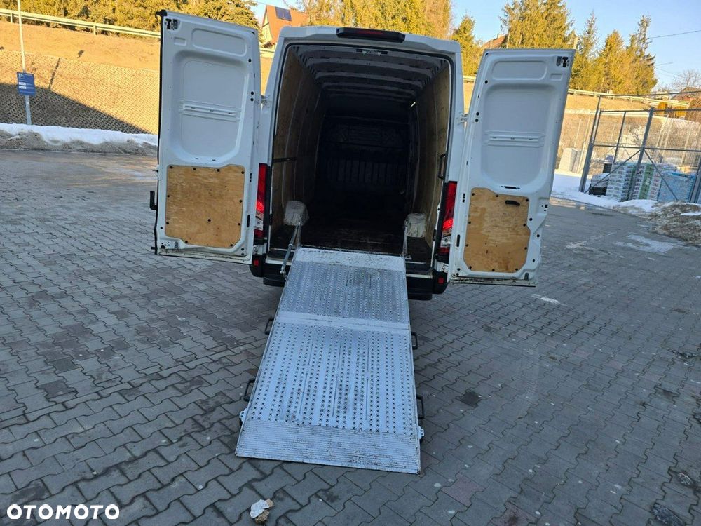 Iveco Daily 35C16 V - 13