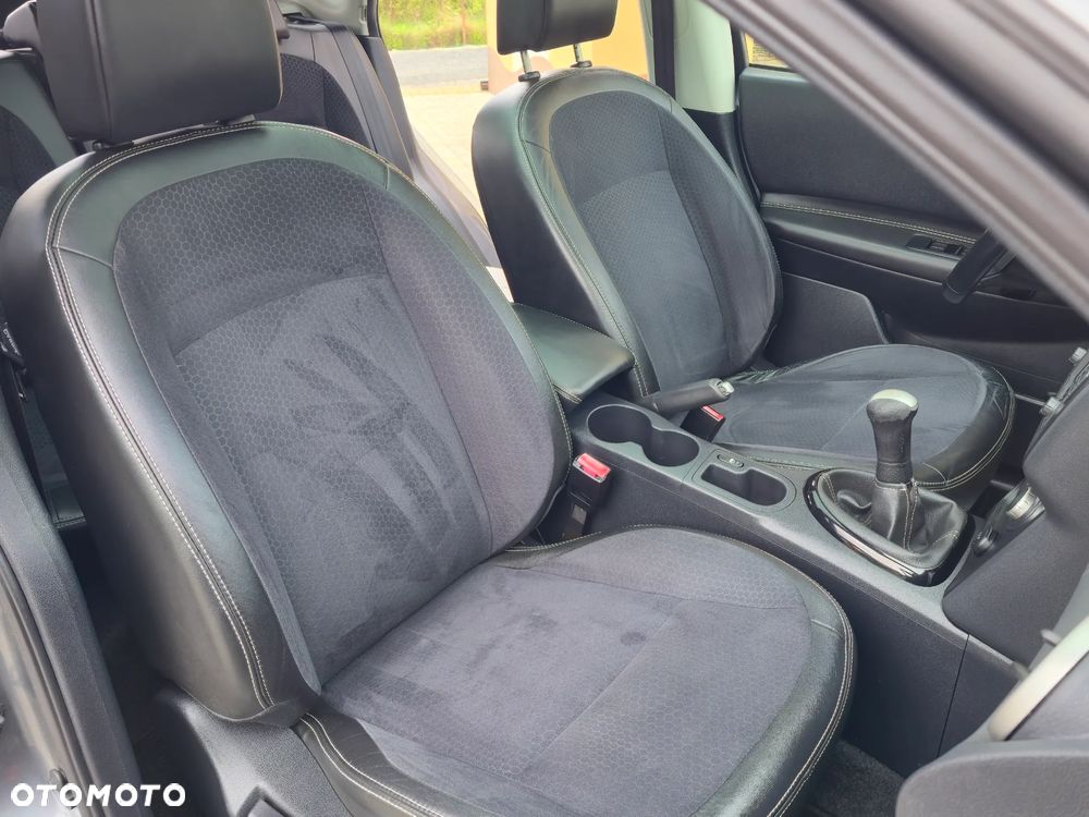 Nissan Qashqai 1.6 360 - 26