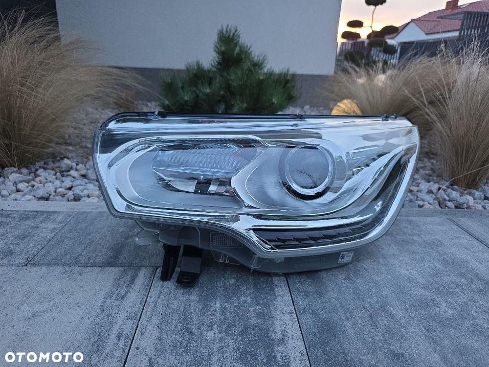 CITROEN C4 II Lampa lewa przód Bi-Xenon Dynamic Led 10 PINÓW 09K12-T1 - 1