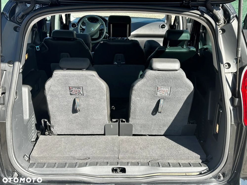 Peugeot 5008 155 THP Style - 32